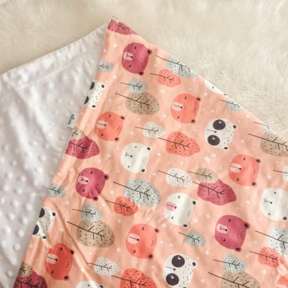 Mantitas Pascualula animales del bosque rosado